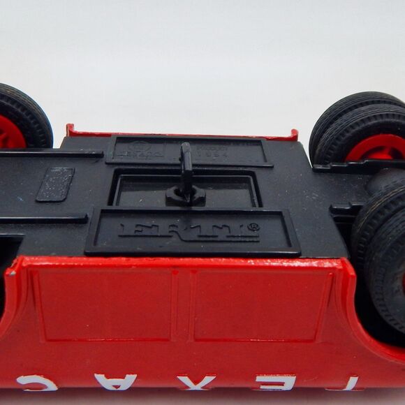 Ertl 1994 Texaco 1934 Diamond T Doodle Bug Tanker Mechanical Coin Bank Diecast - Picture 8 of 9